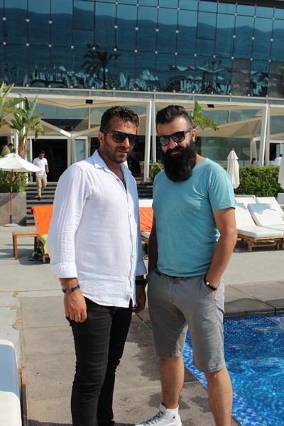 Sunday at Veer
